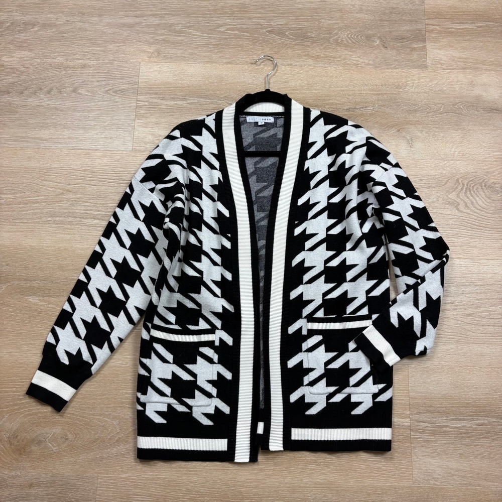 Baltic Born Houndstooth Cardigan Sweater Women's Medium